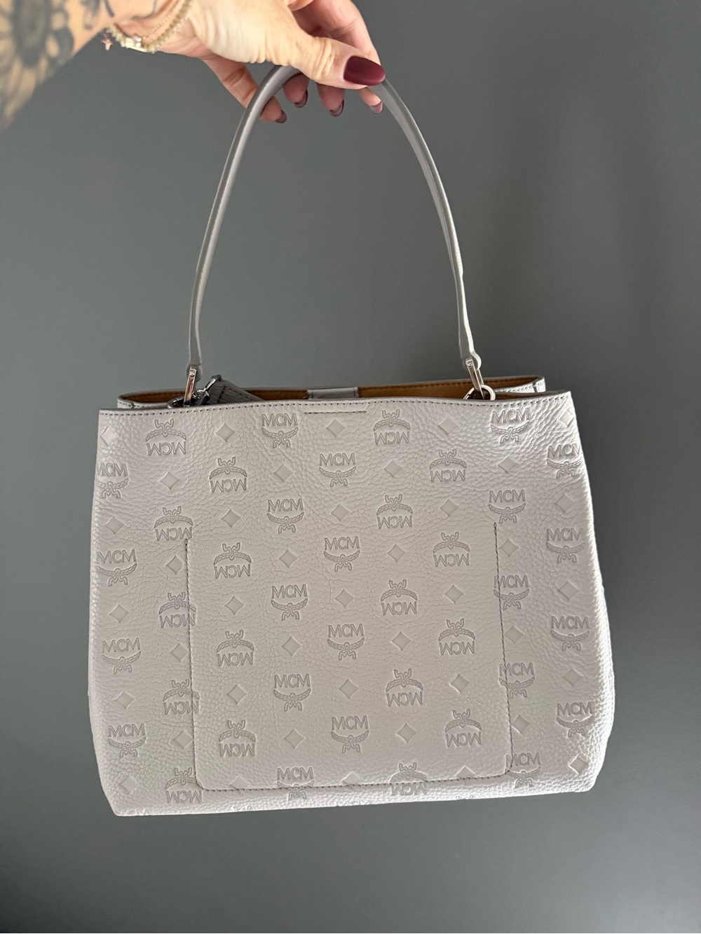 MCM Sara Embossed Leather Tote Bag - Light Gray - BRAND NEW NEVER USED - Picture 5 of 5